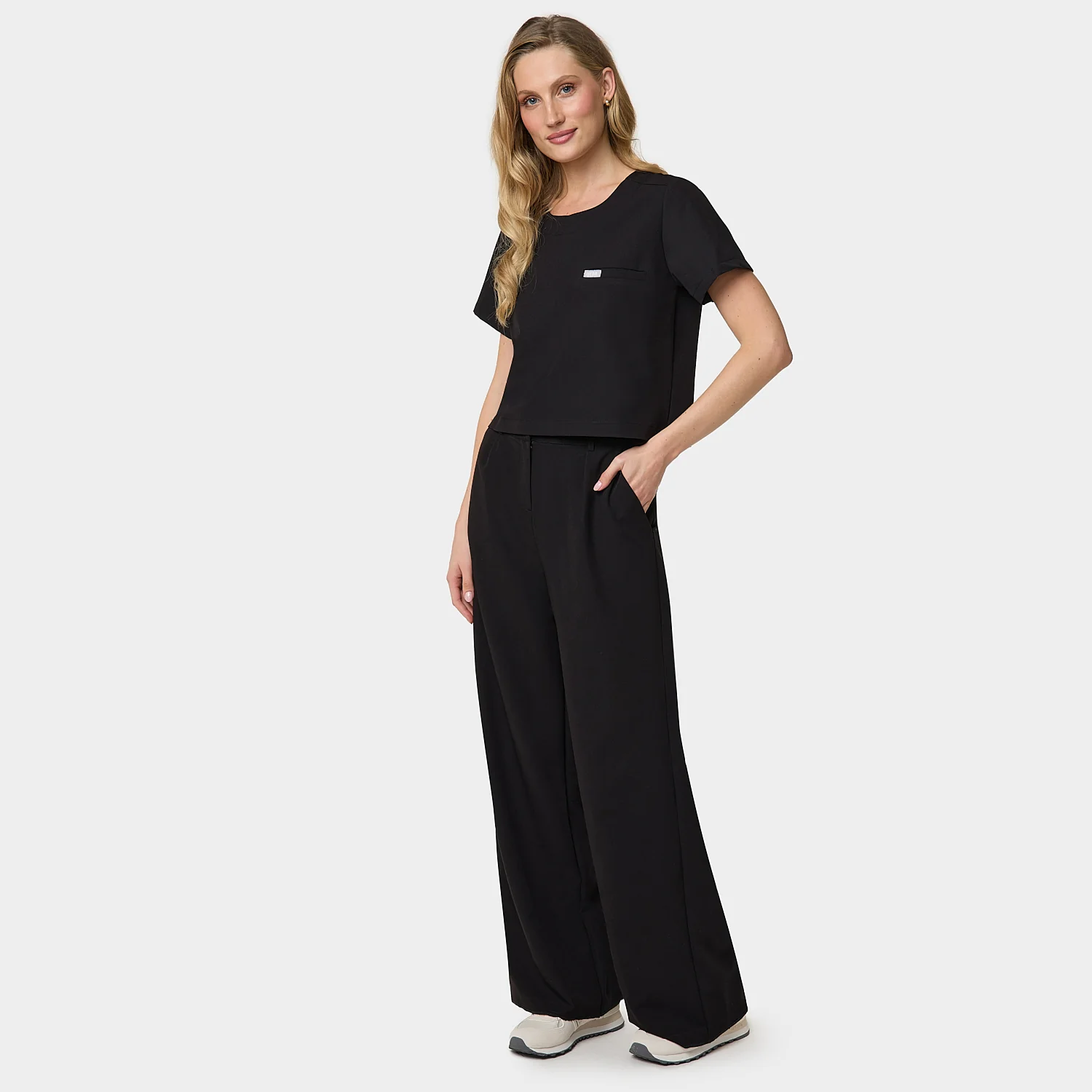 Bluza medyczna damska GAJA - BLACK - Image 2