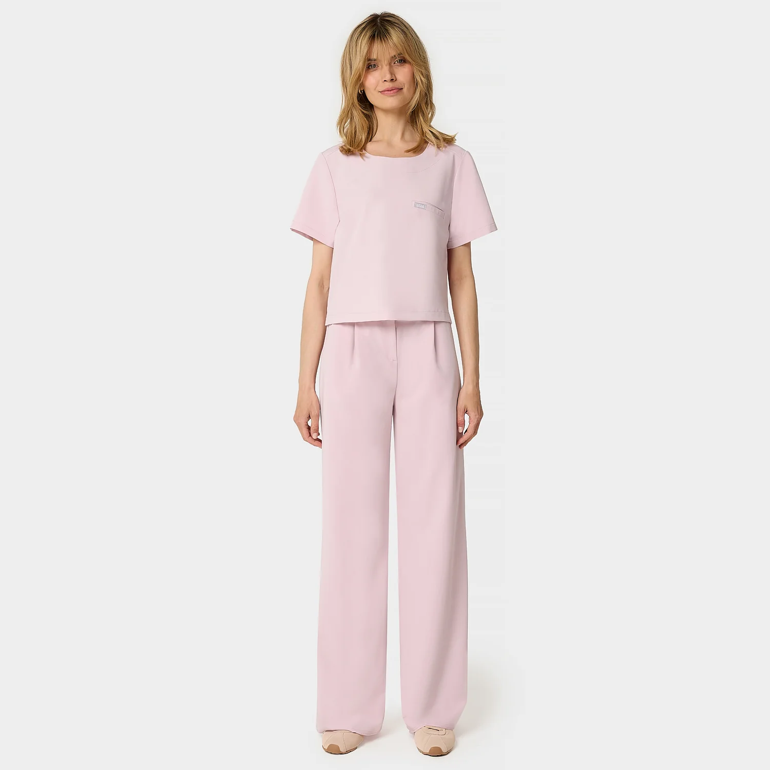 Bluza medyczna damska GAJA - PASTEL PINK - Image 2