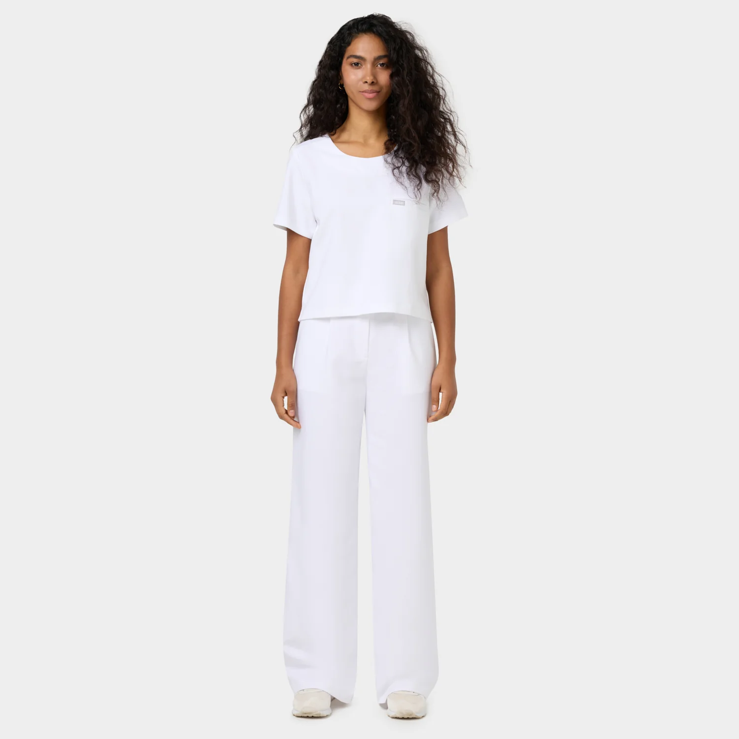Bluza medyczna damska GAJA - WHITE - Image 3