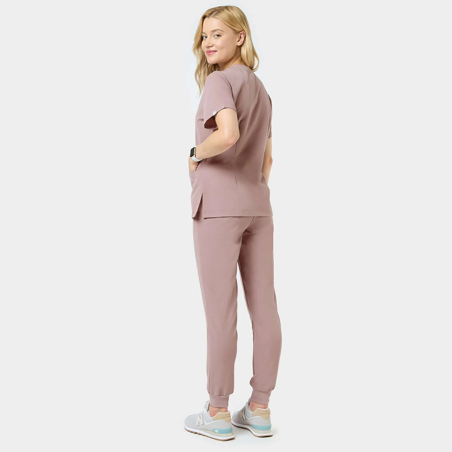 Bluza medyczna EMILY scrubs - DUSTY PINK - Image 5