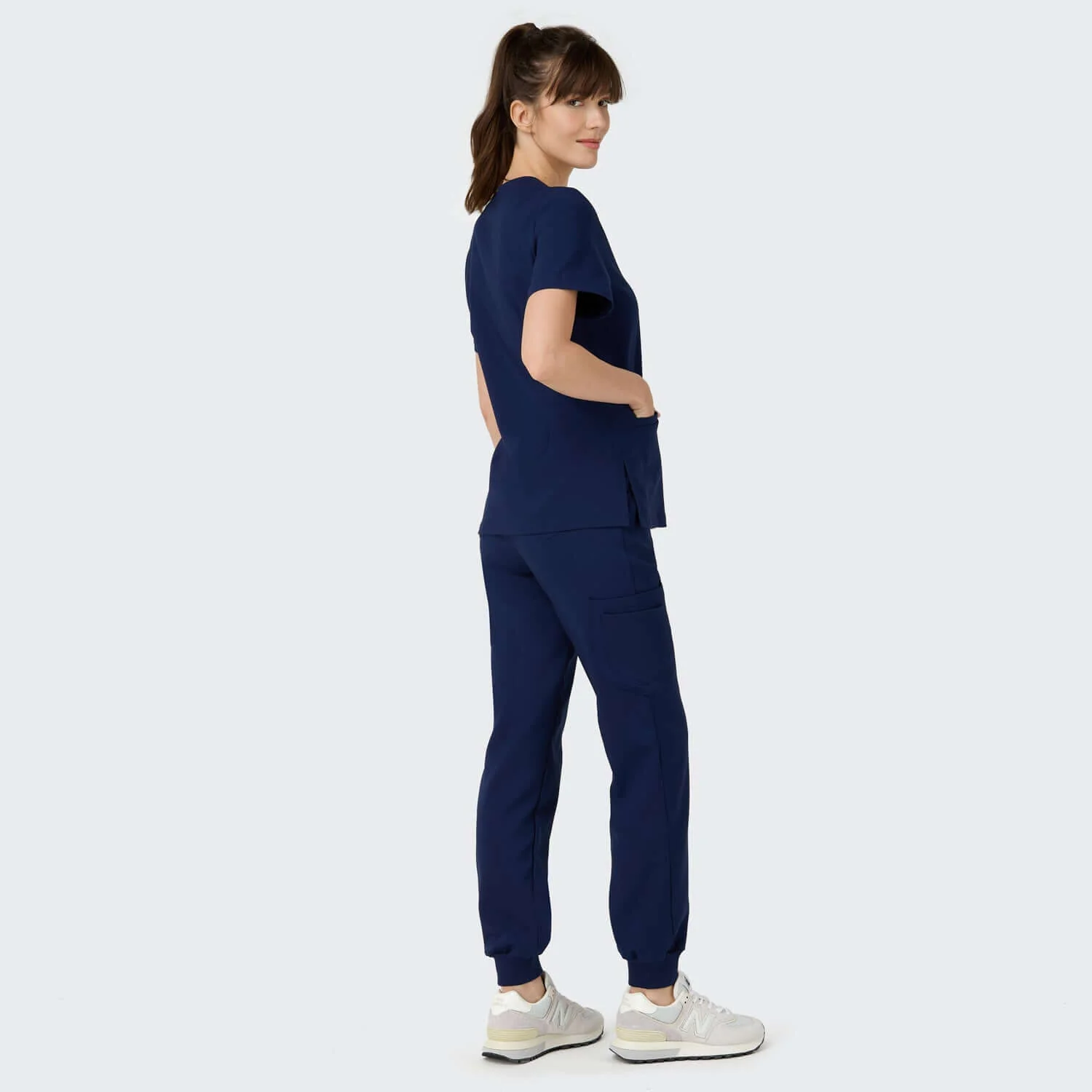 Bluza medyczna EMILY scrubs - NAVY - Image 7