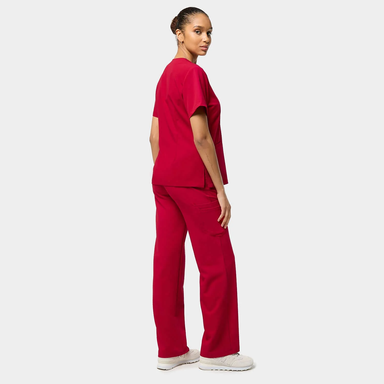Bluza medyczna EMILY scrubs - RED CHERRY - Image 6