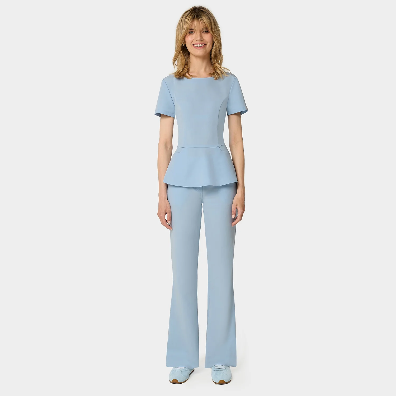 Bluza medyczna z baskinką KIM - BABY BLUE - Image 3