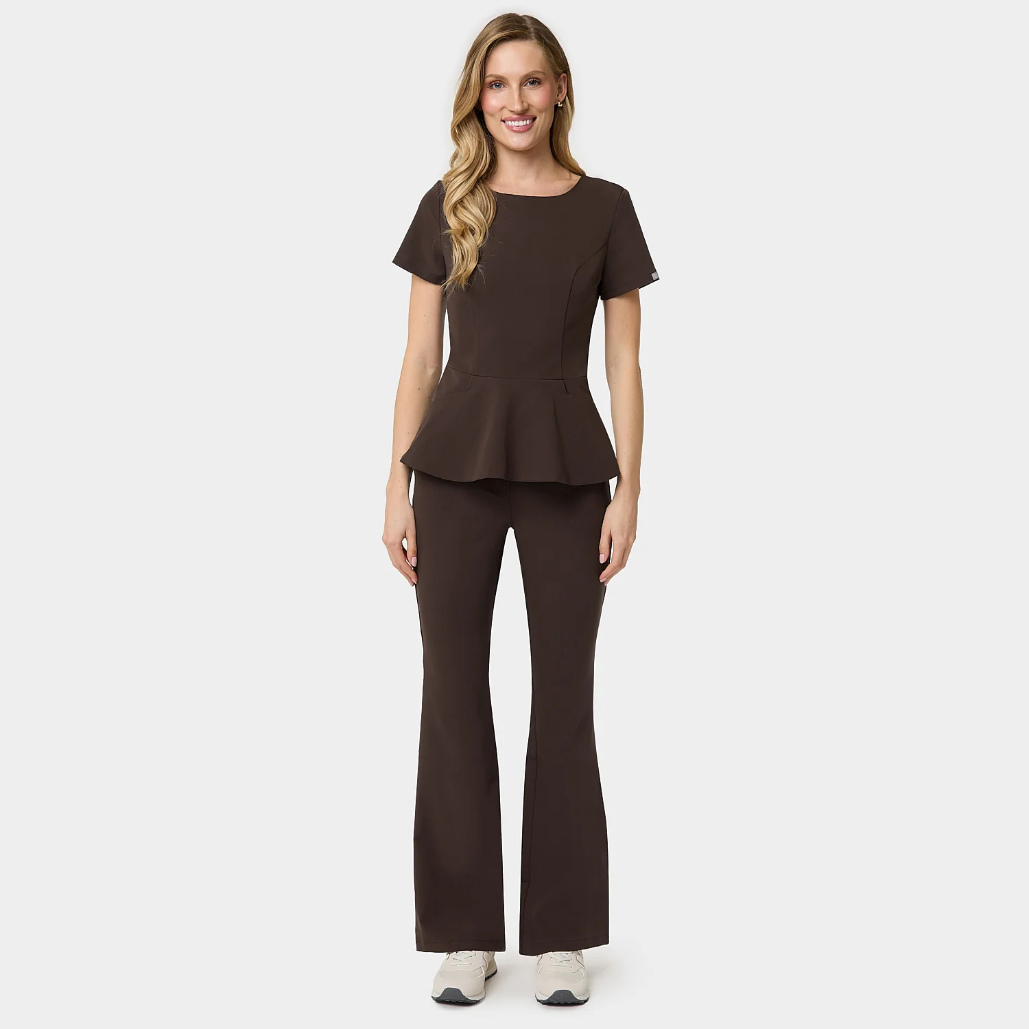 Bluza medyczna z baskinką KIM - DARK CHOCOLATE