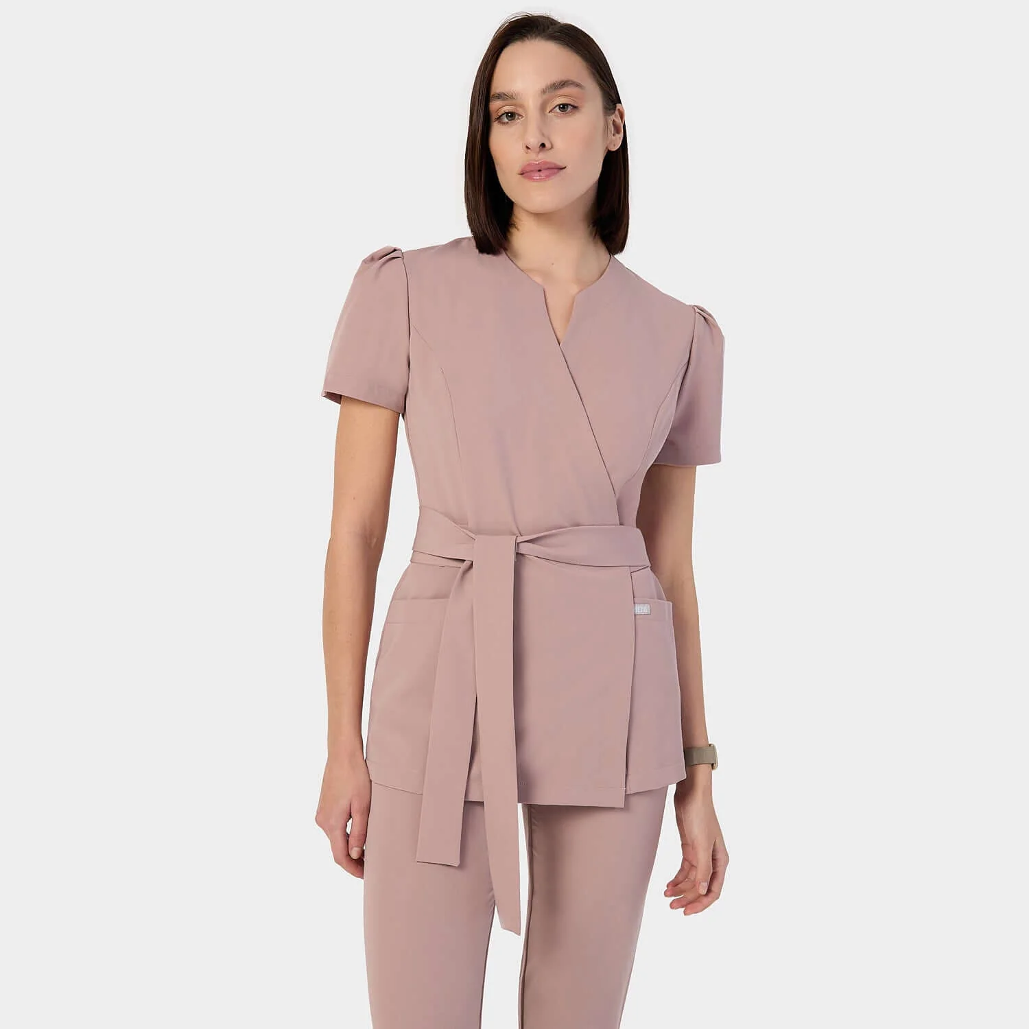 Fartuszek medyczny wiązany AMELIA - DUSTY PINK - Image 3