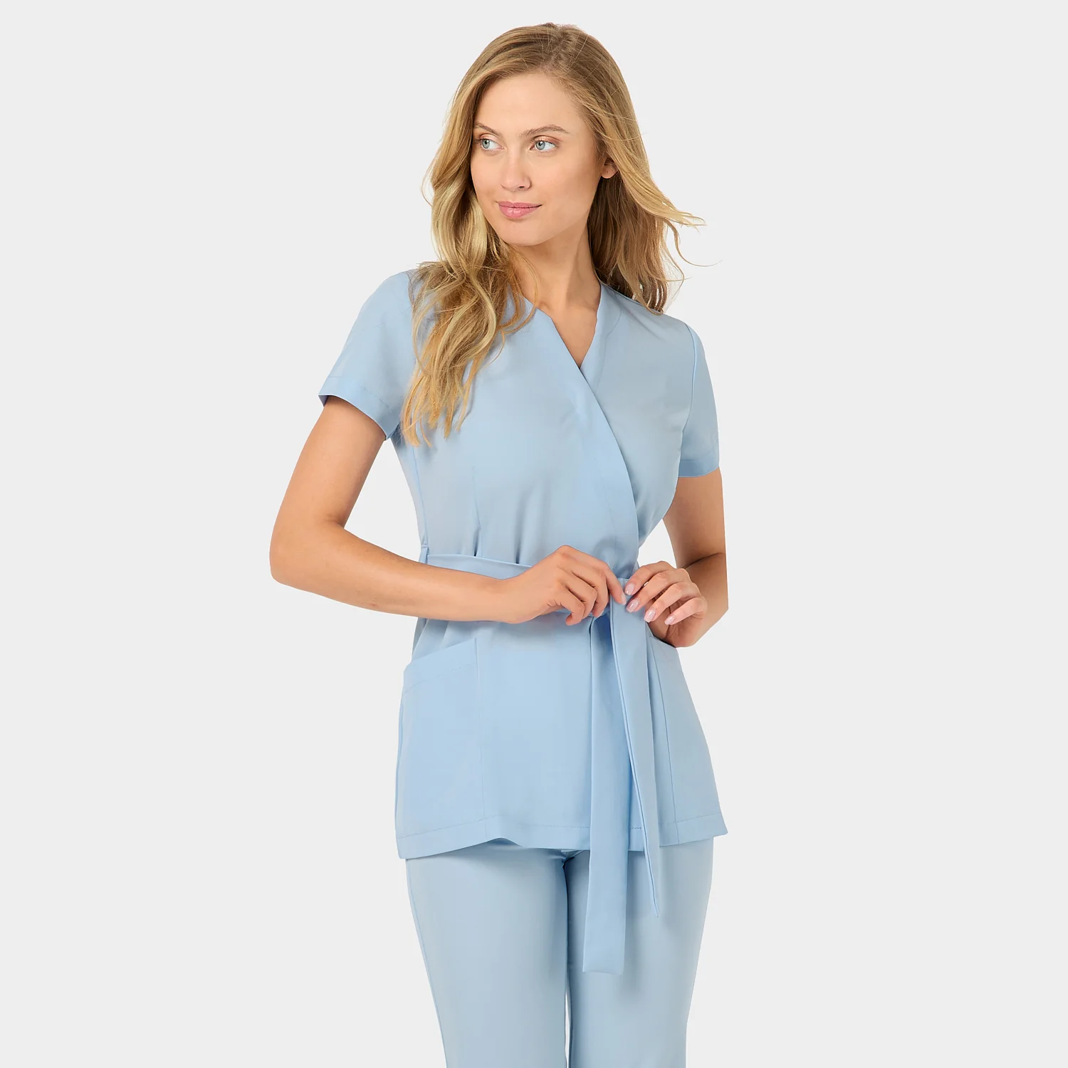 Fartuszek medyczny wiązany SOPHIA - BABY BLUE - Image 3