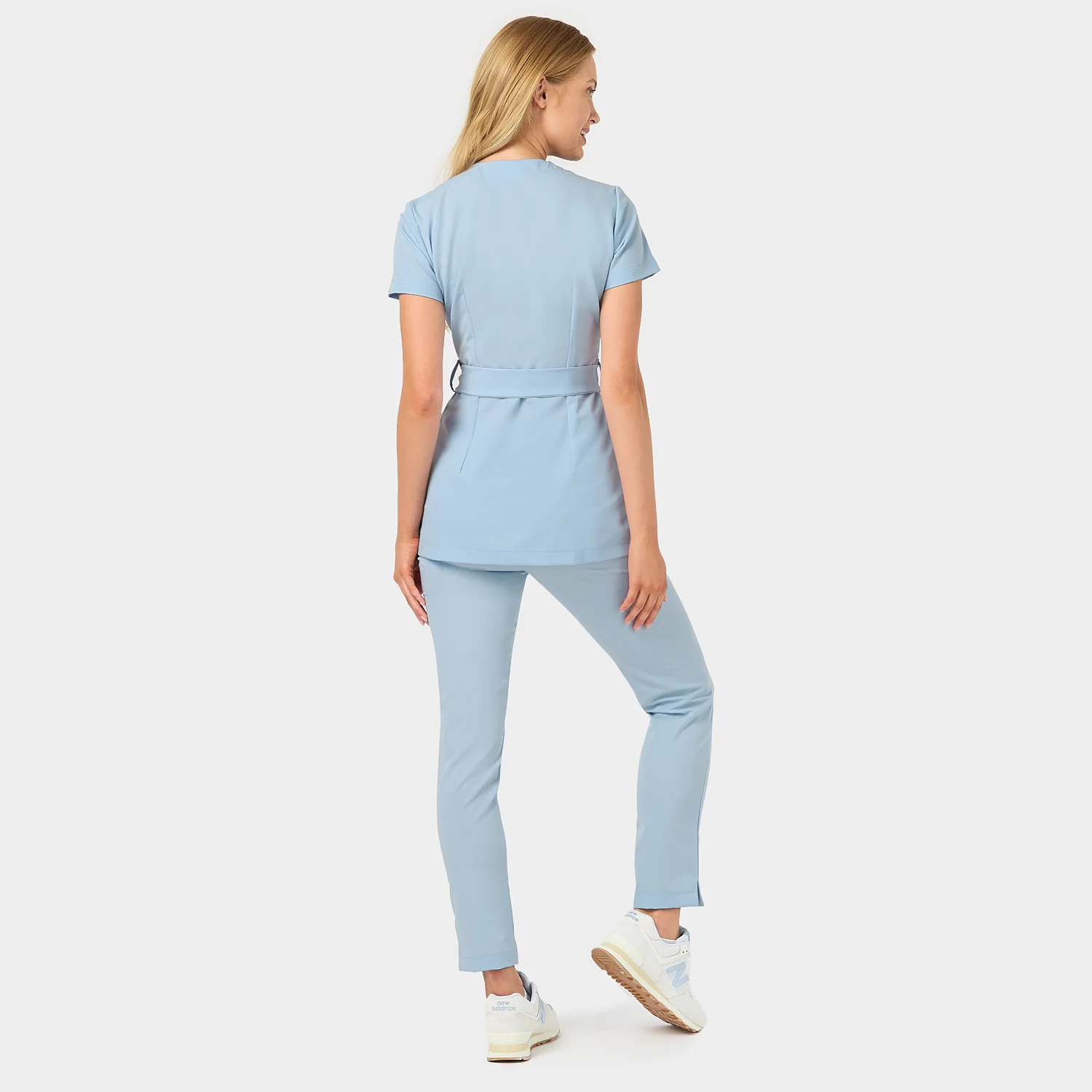 Fartuszek medyczny wiązany SOPHIA - BABY BLUE - Image 5