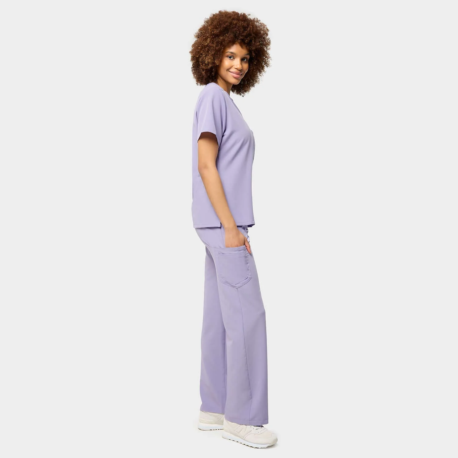 Spodnie medyczne damskie szerokie - SOFT LILAC - Image 2
